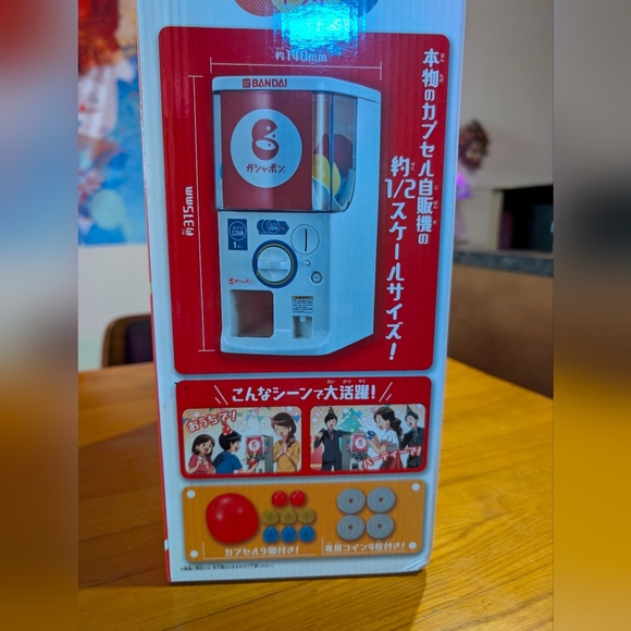 Bandai Official Gashapon Machine - Picture 5 of 6